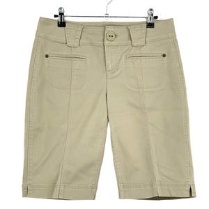 DKNY Khaki Bermuda Shorts 11.5" Inseam Tan - Size 8 EUC